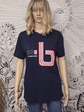 Like New Boot Camp Women's Navy Graphic Tee - American Flag Detail Size Small